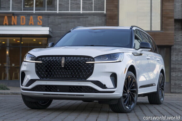 The Trim of this Lincoln SUV Can Actually Detach While You're Driving | Carscoops